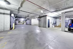 520 W Huron St, Chicago, IL 60654 - Photo 40