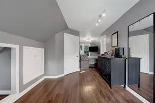 437 W 44th Pl, Chicago, IL 60609 - Photo 10