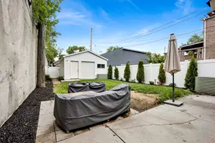 437 W 44th Pl, Chicago, IL 60609 - Photo 22