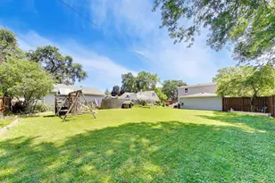 232 E Village Dr, Northlake, IL 60164 - Photo 24