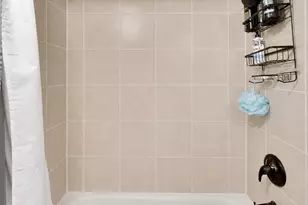232 E Village Dr, Northlake, IL 60164 - Photo 18