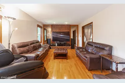 145 Rumsey Place, Westmont, IL 60559 - Photo 10