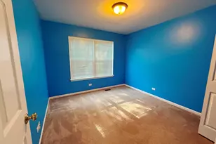 611 Charolotte Ln, Oswego, IL 60543 - Photo 14