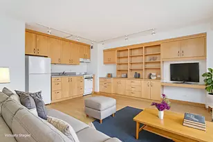 3100 N Lake Shore Dr, Chicago, IL 60657 - Photo 4
