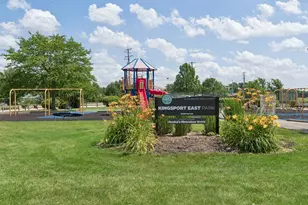 1105 E Point Dr, Schaumburg, IL 60193 - Photo 22