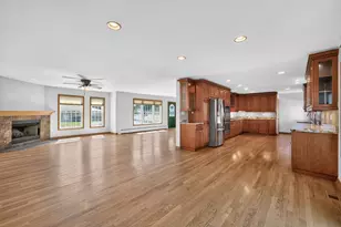 1142 S Cornell Ave, Villa Park, IL 60181 - Photo 6
