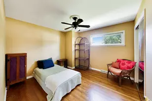 1081 Willson Dr, Des Plaines, IL 60016 - Photo 12