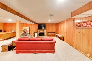 1081 Willson Dr, Des Plaines, IL 60016 - Photo 18