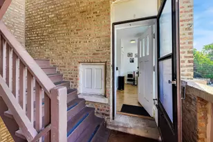 719 Hinman Ave, Evanston, IL 60202 - Photo 18