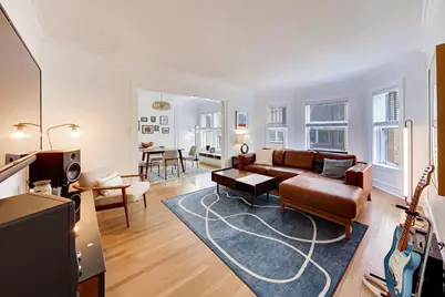 719 Hinman Avenue #2W, Evanston, IL 60202 - Photo 2