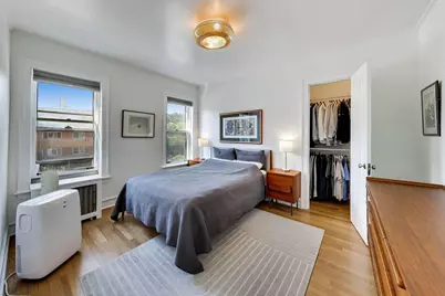 719 Hinman Avenue #2W, Evanston, IL 60202 - Photo 10