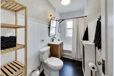 719 Hinman Avenue #2W, Evanston, IL 60202 - Photo 16
