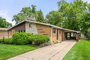 15247 Ridgeway Ave, Midlothian, IL 60445 - Photo 1