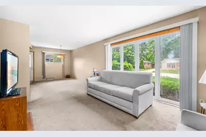 15247 Ridgeway Avenue, Midlothian, IL 60445 - Photo 8