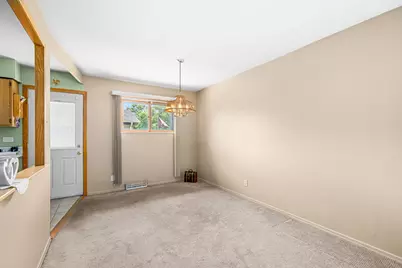15247 Ridgeway Avenue, Midlothian, IL 60445 - Photo 6