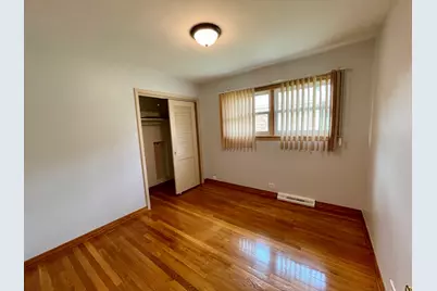 7150 N Crawford Avenue, Lincolnwood, IL 60712 - Photo 12