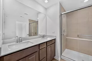 166 Berkshire Dr, Crystal Lake, IL 60014 - Photo 12