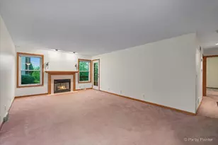 349 Kresswood Dr, West Chicago, IL 60185 - Photo 4