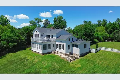 708 S Rose Farm Road, Woodstock, IL 60098 - Photo 2