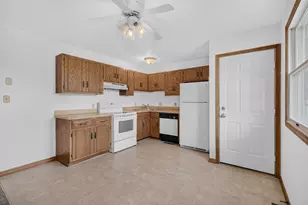 1036 Dupont Ave, Morris, IL 60450 - Photo 10