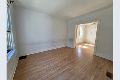4602 N Karlov Avenue, Chicago, IL 60630 - Photo 4