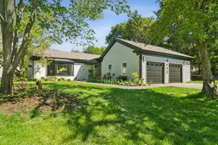 4643 Lake Point Cir, Long Grove, IL 60047 - Photo 1