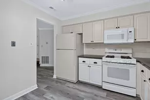1753 Plymouth Ct, Wheaton, IL 60187 - Photo 6