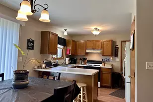 21 Cleveland Cir, Granville, IL 61326 - Photo 6