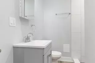 1301 W Estes Ave, Chicago, IL 60626 - Photo 10