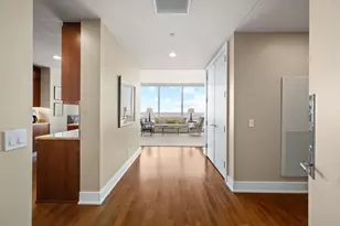 401 N Wabash Ave, Chicago, IL 60611 - Photo 2