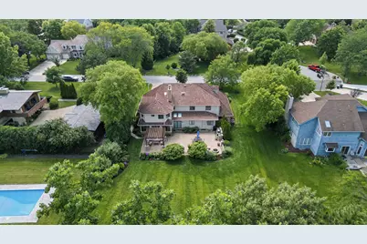 8425 Charleston Drive, Burr Ridge, IL 60527 - Photo 56