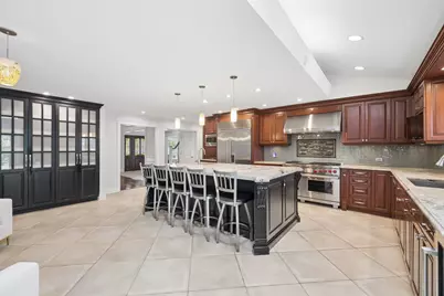 8425 Charleston Drive, Burr Ridge, IL 60527 - Photo 16