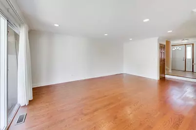 520 Hummingbird Lane, Deerfield, IL 60015 - Photo 12