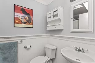 228 N Walnut Ln, Schaumburg, IL 60194 - Photo 20