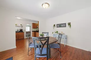113 Parklawn Ct, Bolingbrook, IL 60440 - Photo 4