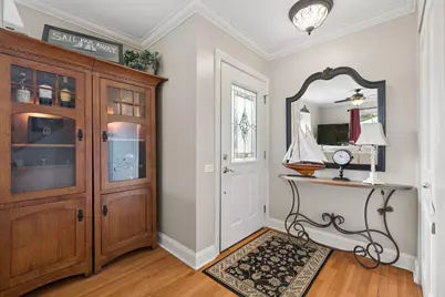 106 Queens Cove, Barrington, IL 60010 - Photo 2