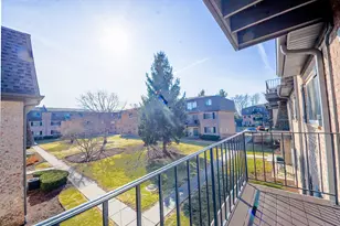 876 S Plum Grove Rd, Palatine, IL 60067 - Photo 6