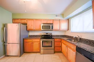876 S Plum Grove Rd, Palatine, IL 60067 - Photo 8
