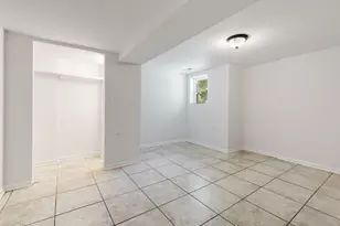 4135 W Melrose St, Chicago, IL 60641 - Photo 24