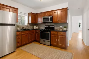 4135 W Melrose St, Chicago, IL 60641 - Photo 12