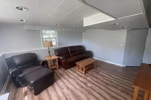 801 S Fairfield Ave, Elmhurst, IL 60126 - Photo 8