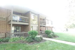 566 Somerset Ln, Crystal Lake, IL 60014 - Photo 30