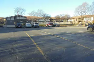 566 Somerset Ln, Crystal Lake, IL 60014 - Photo 6