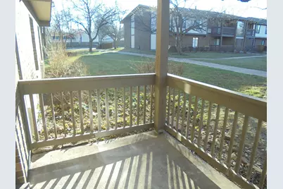 566 Somerset Lane #2, Crystal Lake, IL 60014 - Photo 2