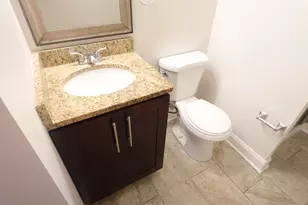 566 Somerset Ln, Crystal Lake, IL 60014 - Photo 26