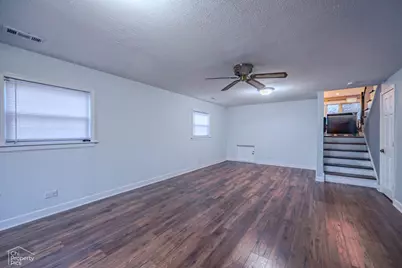 9113 Belleforte Avenue, Morton Grove, IL 60053 - Photo 8