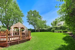 611 W Whiting Ln, Arlington Heights, IL 60004 - Photo 34