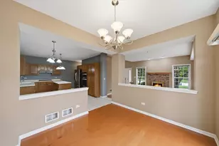 5451 McDonough Rd, Hoffman Estates, IL 60192 - Photo 12