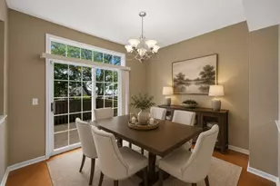 5451 McDonough Rd, Hoffman Estates, IL 60192 - Photo 10