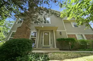 5451 McDonough Rd, Hoffman Estates, IL 60192 - Photo 2